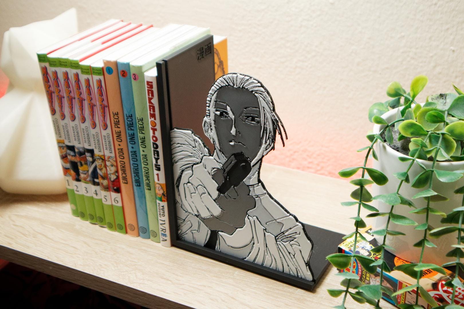 Young Taro Sakamoto Gun Pose Bookend – Sakamoto Days