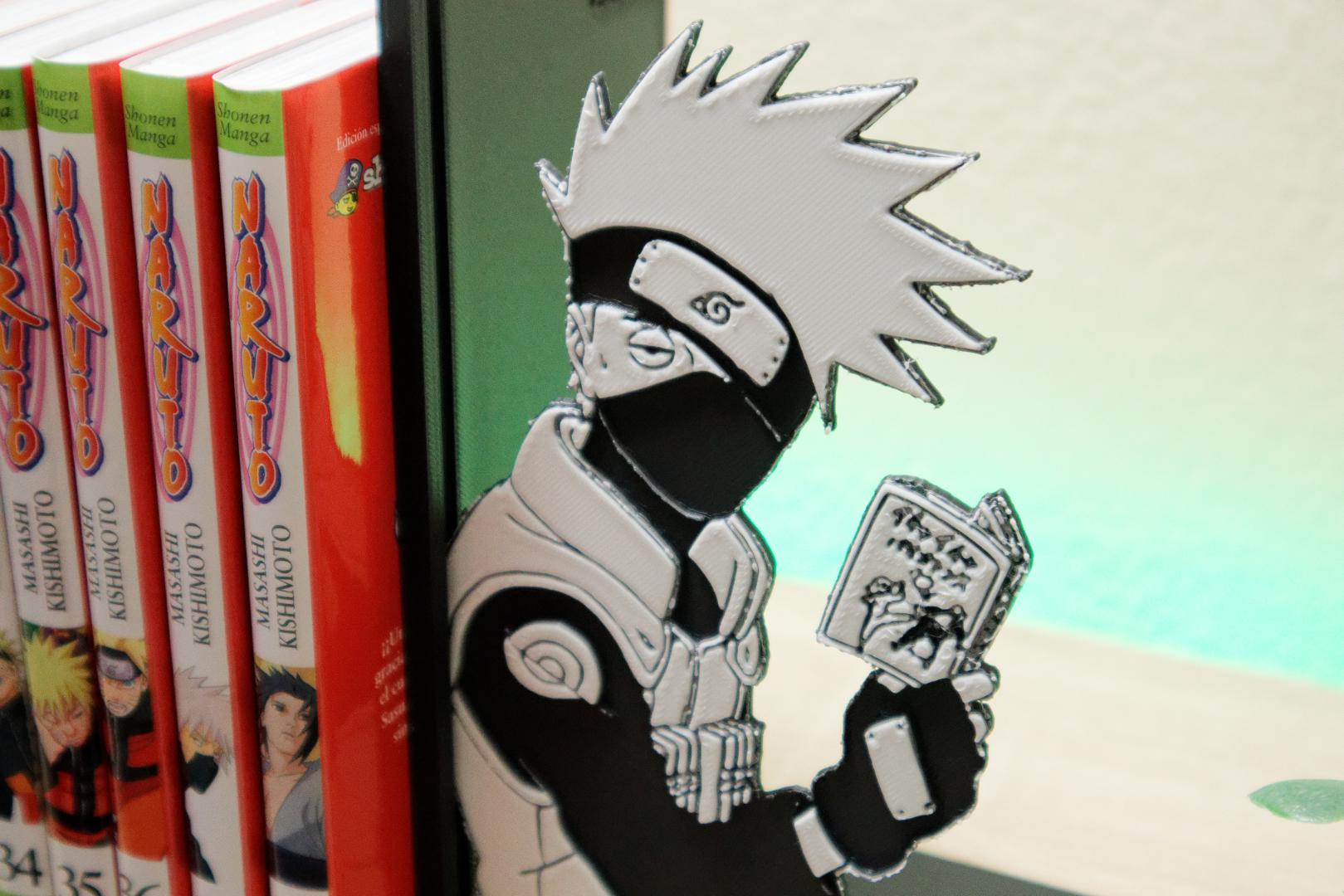 Kakashi Hatake Reading Icha Icha Bookend – Naruto