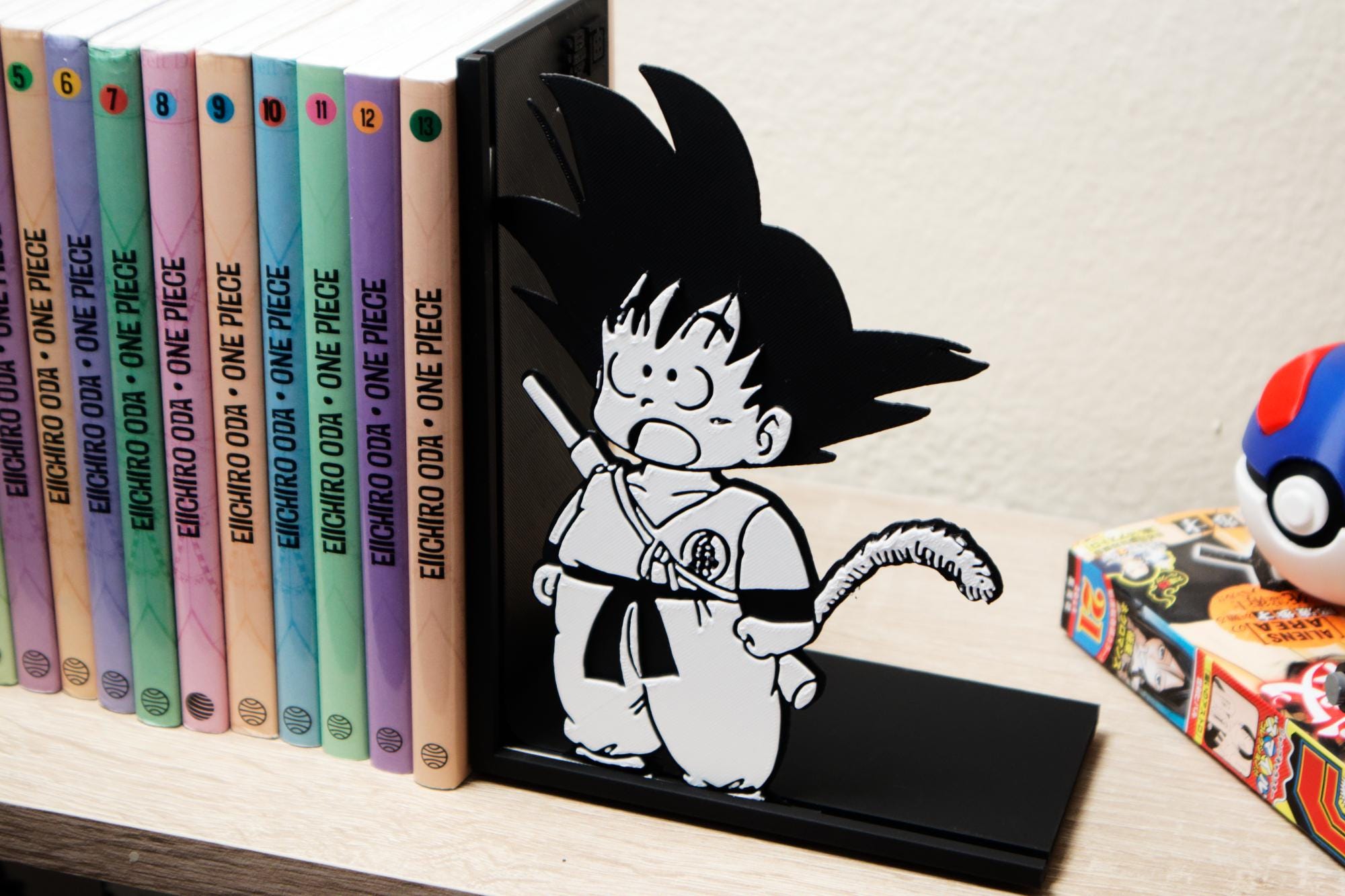 Kid Goku Standing Pose Bookend – Dragon Ball