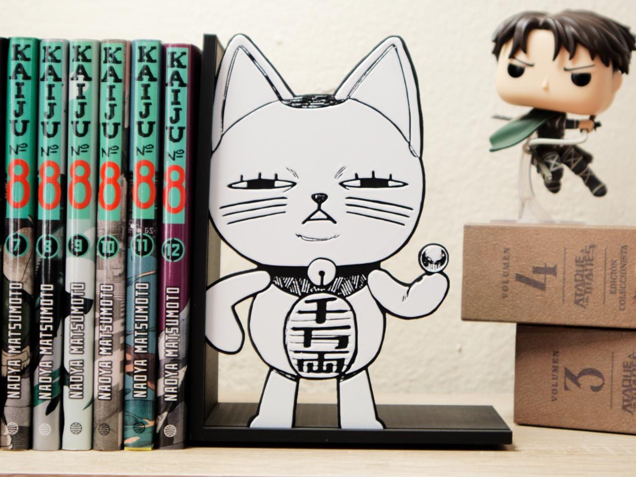 Maneki Neko Bookend | Anime Manga Shelf Decor | 3mm Slim Design