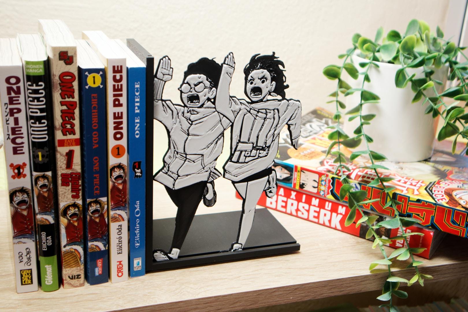 Okarun & Momo Panic Run Bookend – Dandadan