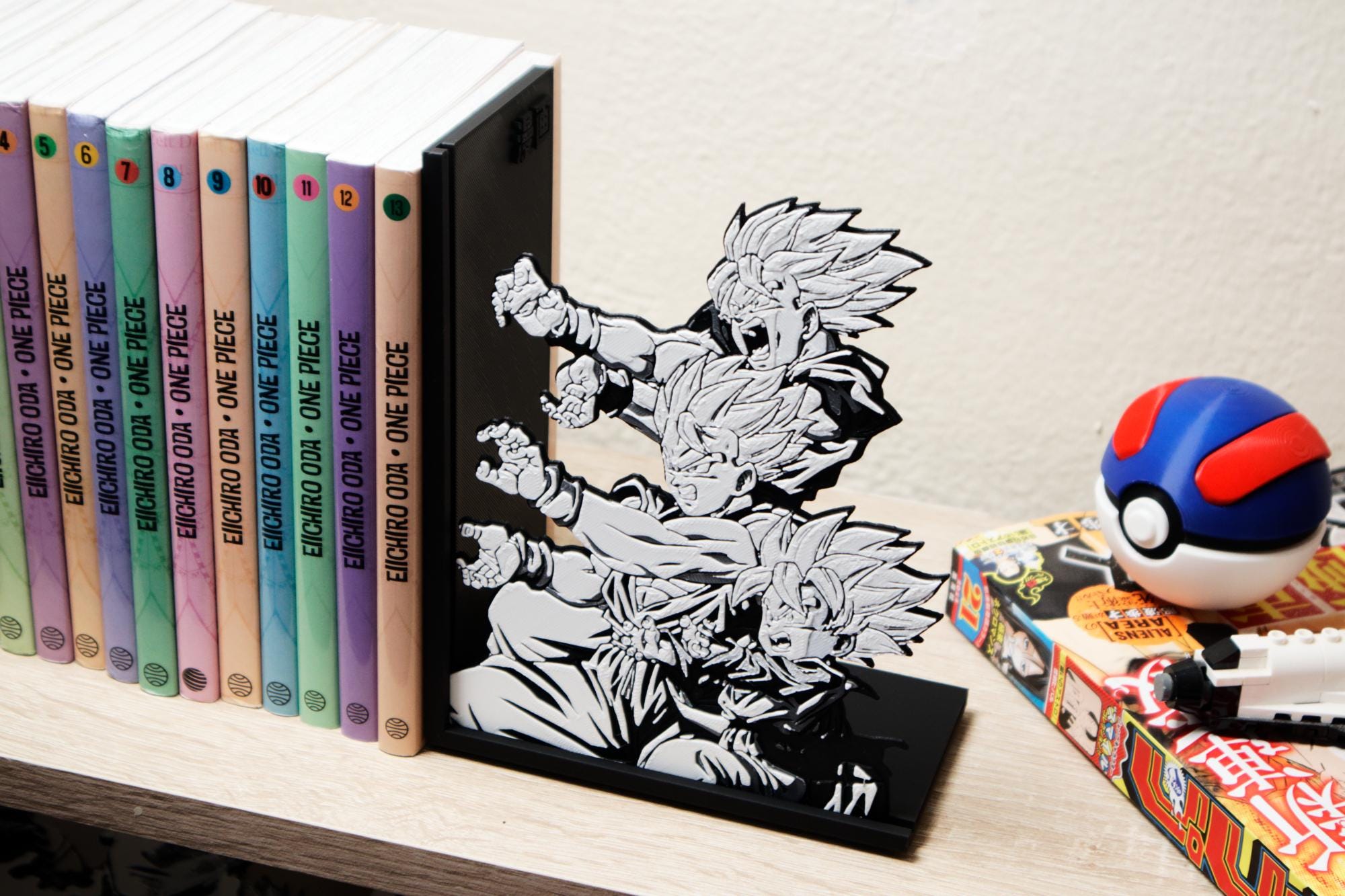 Triple Saiyan Power Blast Bookend – Dragon Ball Z