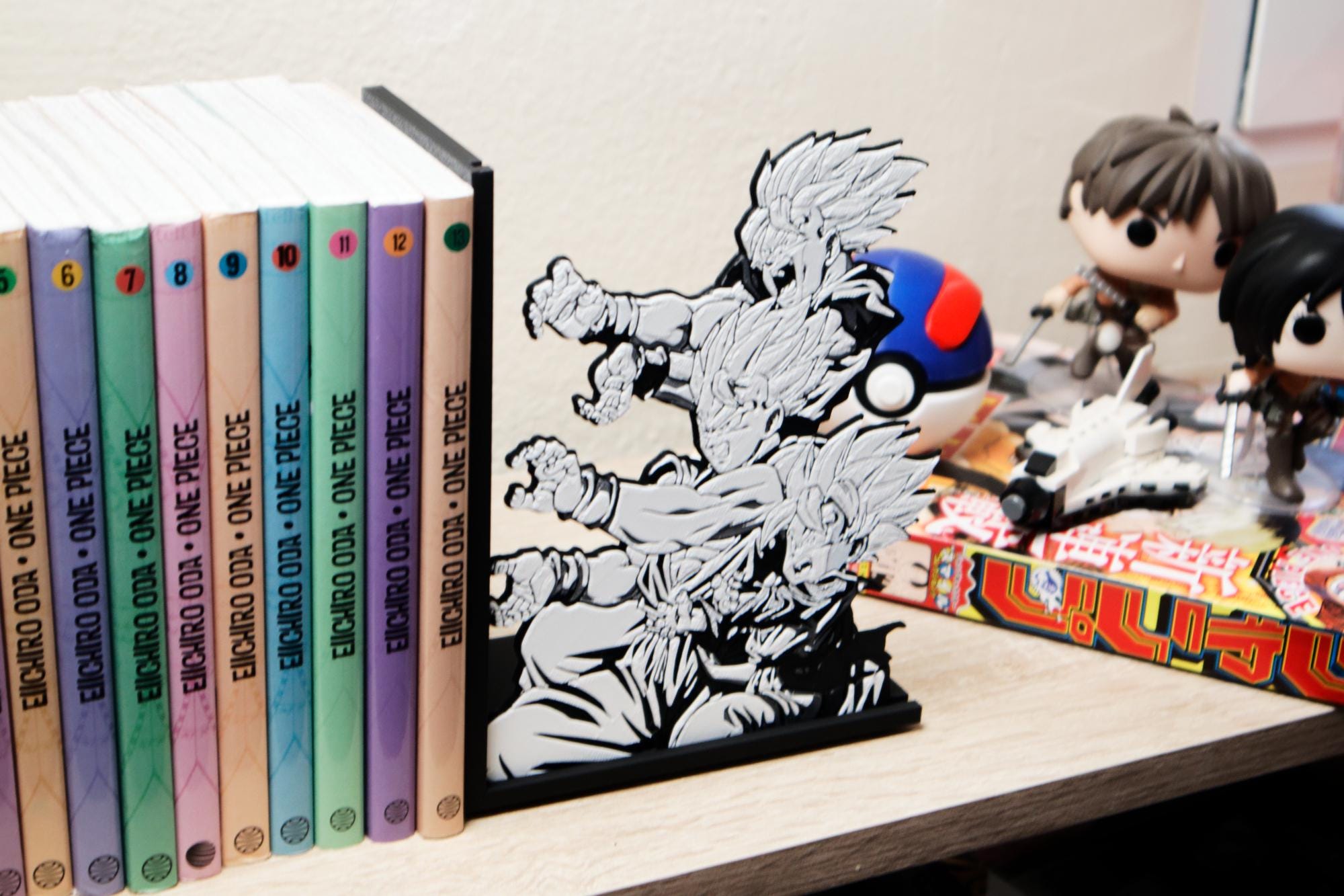 Triple Saiyan Power Blast Bookend – Dragon Ball Z