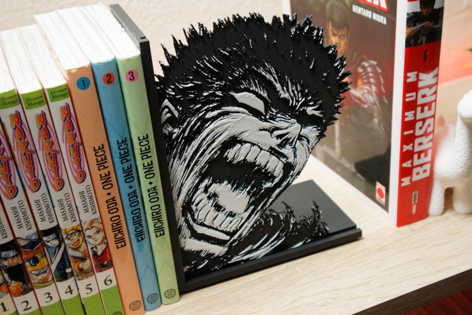 Beast of Darkness Rage Portrait Bookend – Berserk