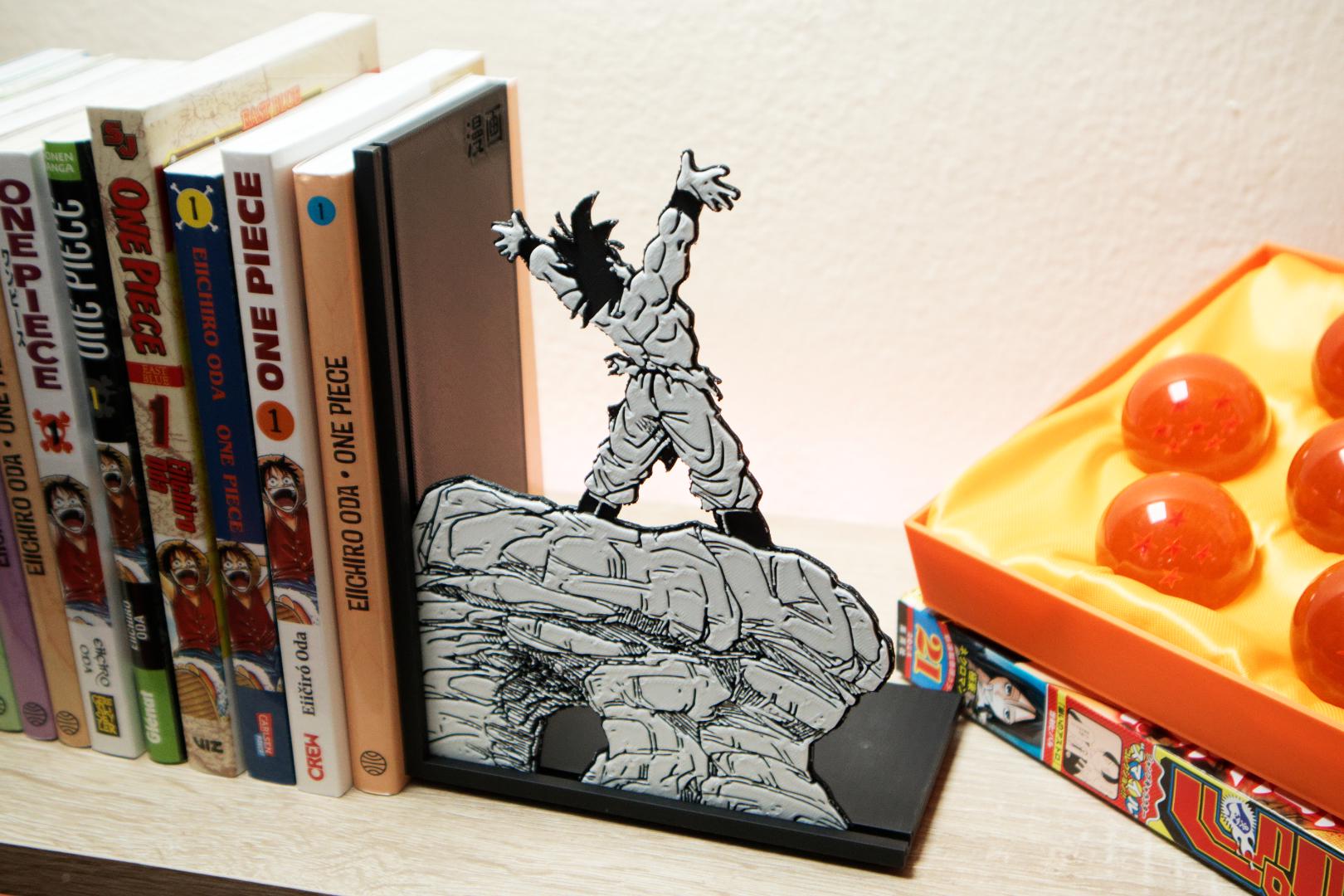 Son Goku Power Awakening Bookend – Dragon Ball Z