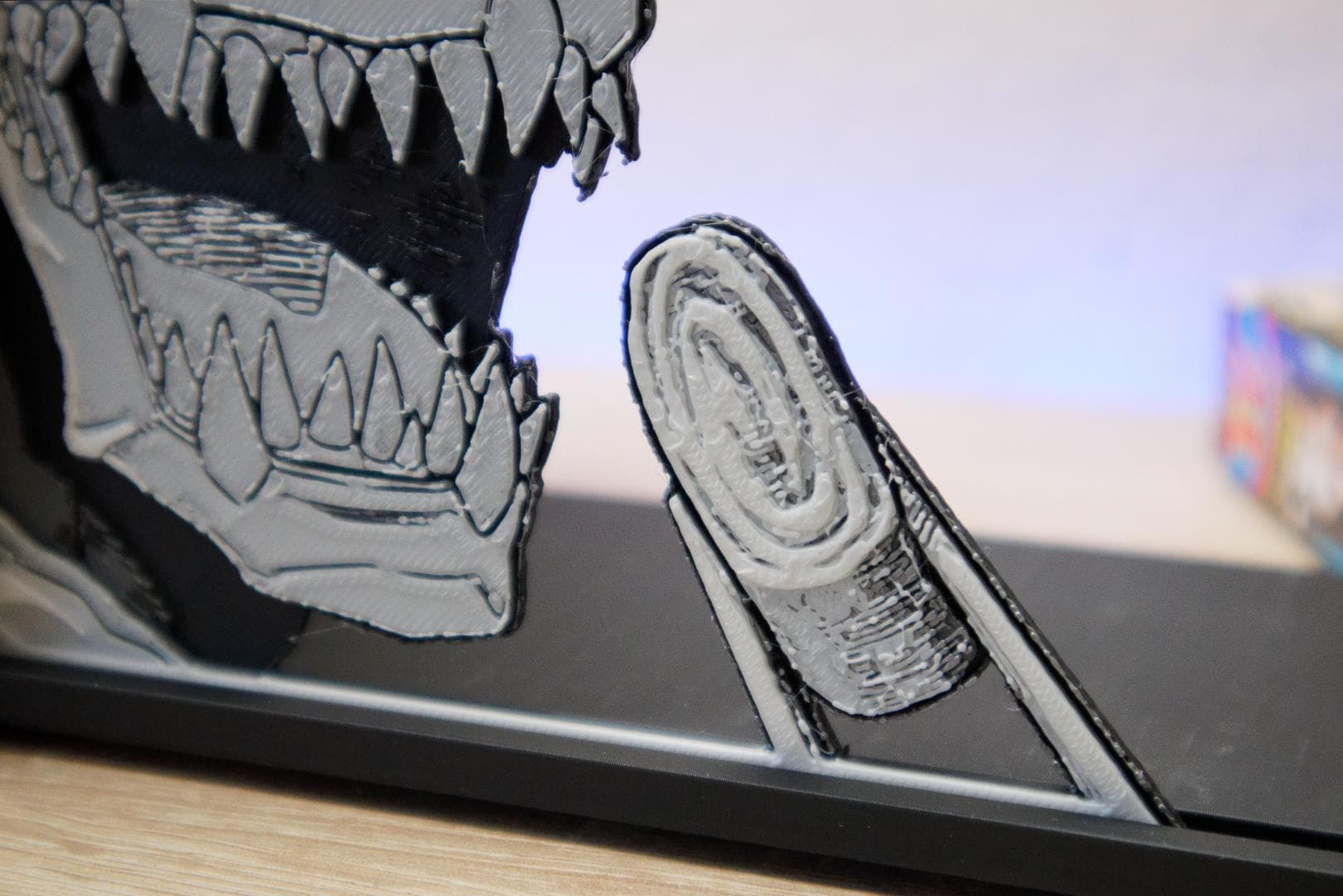 Kaiju No. 8 Skull Form Bookend – Kaiju No. 8