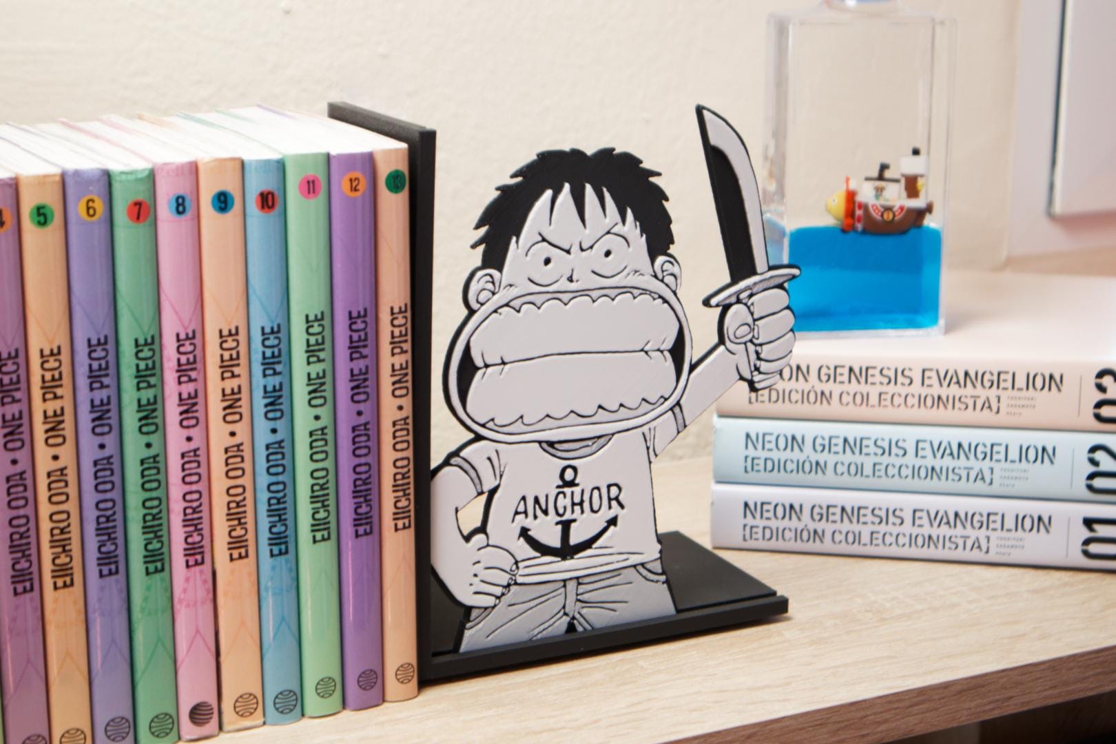 Monkey D. Luffy Chibi Knife Pose Bookend – One Piece