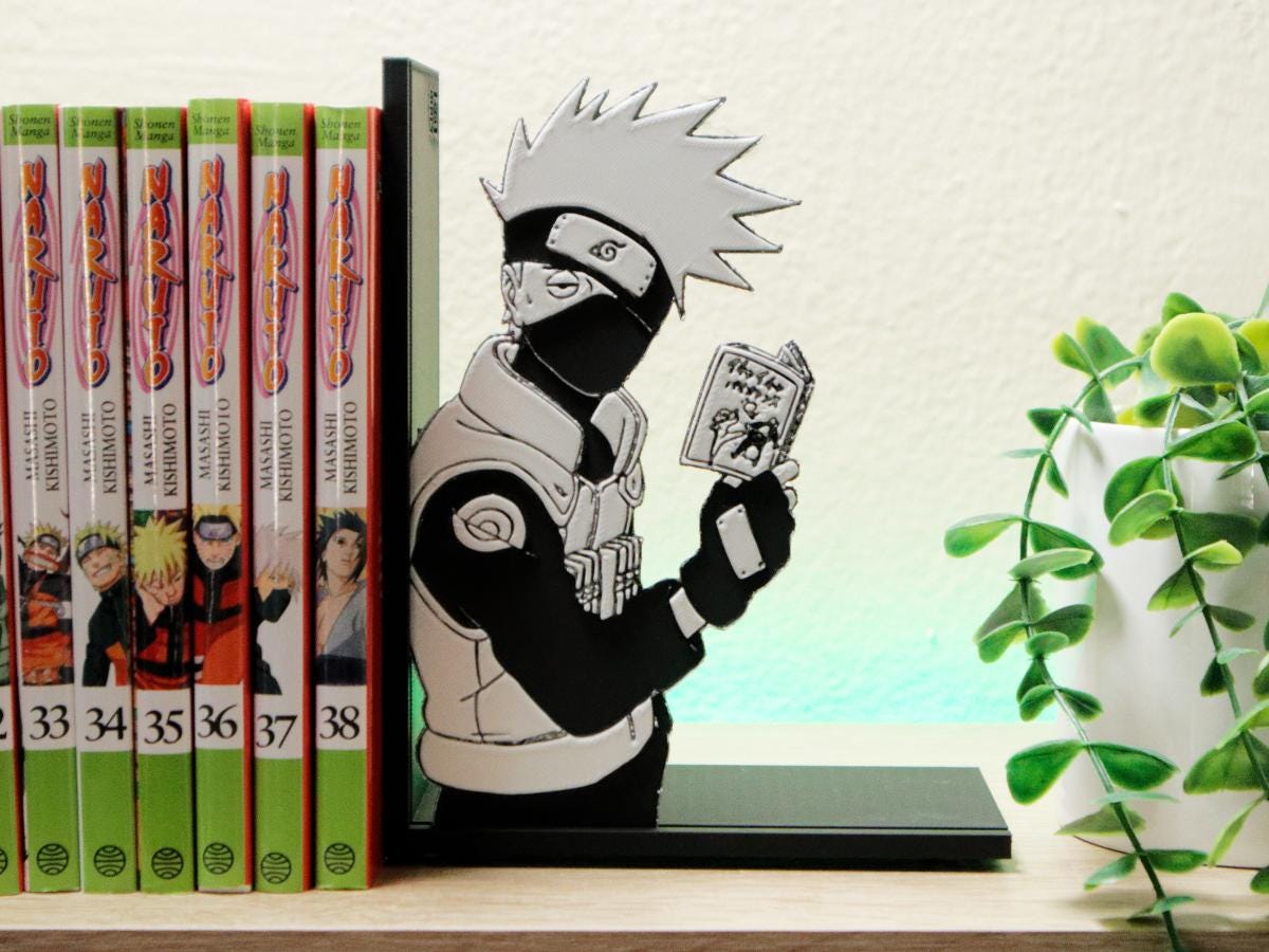 Kakashi Hatake Reading Icha Icha Bookend – Naruto